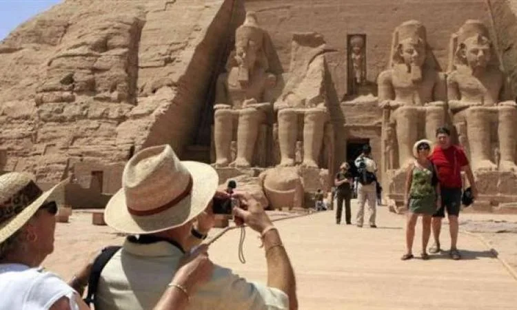 دراسة: السياح الأوروبيون يفضلون الوجهات الأقل شهرة والسفر في المواسم الهادئة دراسة: السياح الأوروبيون يفضلون الوجهات الأقل شهرة والسفر في المواسم الهادئة