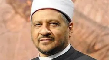 دكتور مجدي عاشور يشرح حكم تطهير القدم المصابة بفطريات أثناء الوضوء