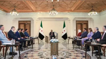 دمشق تؤكد معارضتها للفيدرالية وتحث الأكراد على الانضمام للجيش.