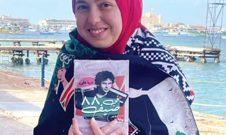 دينا على: أركز على الشخصيات المهملة التي لا تحظى بالاهتمام دينا على: أركز على الشخصيات المهملة التي لا تحظى بالاهتمام