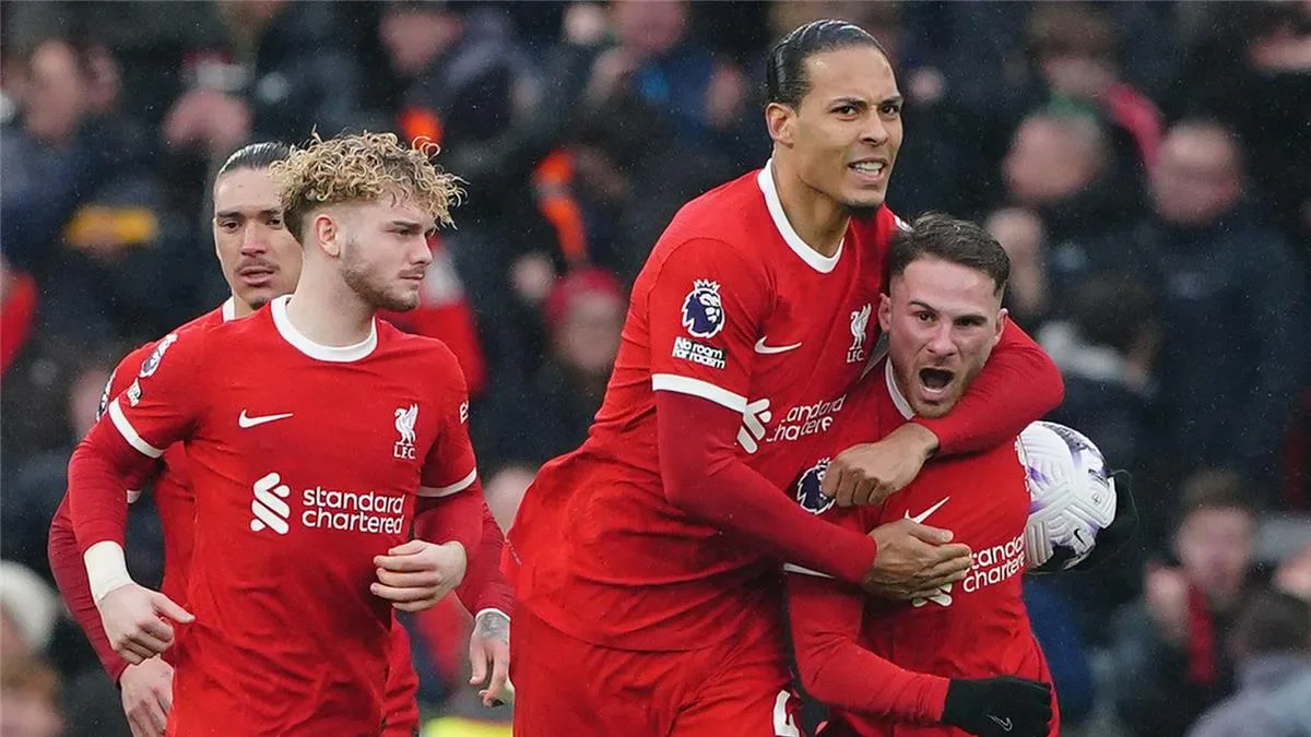 رأي ماك أليستر بشأن السفر مع ليفربول في جولة آسيا رأي ماك أليستر بشأن السفر مع ليفربول في جولة آسيا
