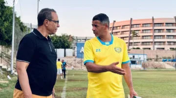 رئيس الإسماعيلي يحث اللاعبين على الالتزام ويؤكد على أهمية الانضباط في معسكر الإسكندرية
