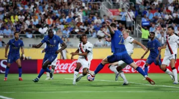 رئيس الاتحاد يشيد بالهلال كرمز ناجح لكرة القدم الآسيوية قبل مباراة ربع النهائي في المونديال
