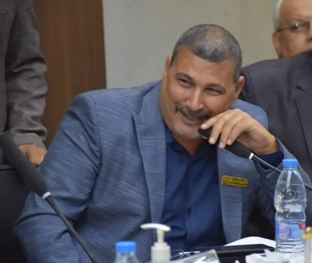 رئيس الحزب العربي الاشتراكي في مصر: الاحتجاج ضد مصر من تل أبيب “عمل خائن” يضر بمصالح البلاد ويؤذي القضية الفلسطينية رئيس الحزب العربي الاشتراكي في مصر: الاحتجاج ضد مصر من تل أبيب “عمل خائن” يضر بمصالح البلاد ويؤذي القضية الفلسطينية