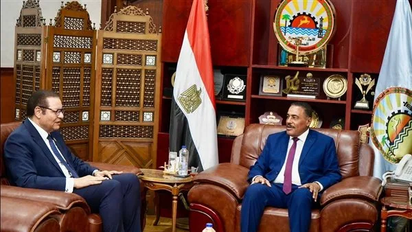 رئيس «الرقابة الصحية» ومحافظ مطروح يتباحثان استعداد المؤسسات الصحية للحصول على اعتماد GAHAR رئيس «الرقابة الصحية» ومحافظ مطروح يتباحثان استعداد المؤسسات الصحية للحصول على اعتماد GAHAR