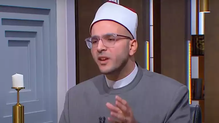 رئيس الفتوى: تأجيل الصلاة عن موعدها بلا مبرر يعد خطيئة تتطلب التوبة والقضاء.