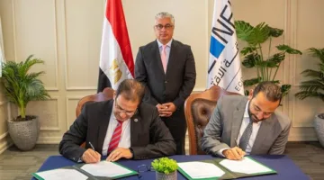 رئيس المنطقة الاقتصادية لقناة السويس يشهد توقيع عقد مشروع شركة CWA للمنسوجات في المنطقة الصناعية بالعين السخنة.