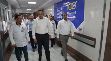 رئيس الهيئة الصحية يستمر في زياراته المفاجئة لمرافق هيئة الرعاية الصحية في إقليم القناة