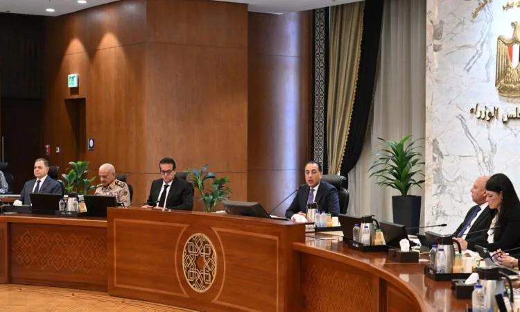 رئيس الوزراء: الحكومة ملتزمة بتطوير رؤية واضحة للمستأجرين بموجب “القانون القديم” رئيس الوزراء: الحكومة ملتزمة بتطوير رؤية واضحة للمستأجرين بموجب “القانون القديم”