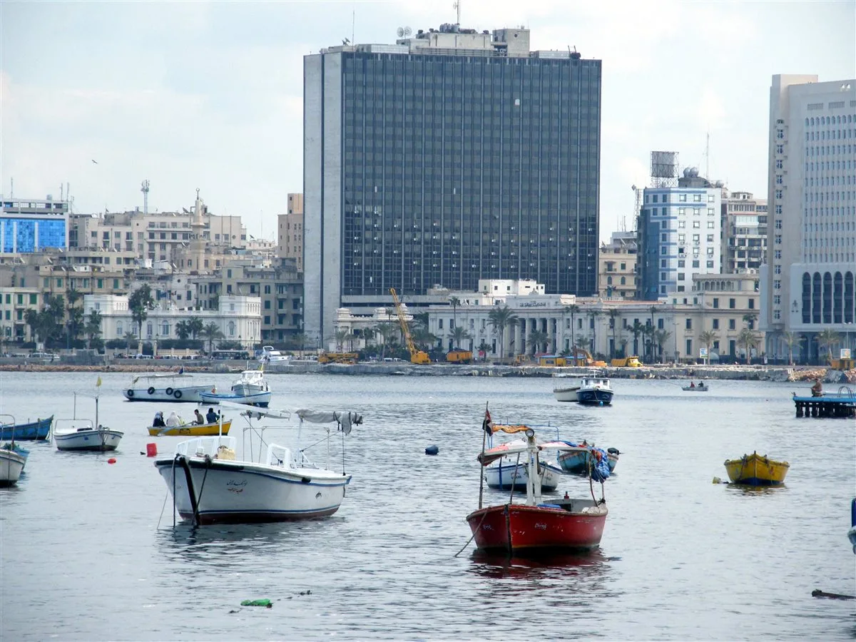 رئيس الوزراء يراقب طرق استخدام مبنى قصر القطن في الإسكندرية بشكل أفضل. رئيس الوزراء يراقب طرق استخدام مبنى قصر القطن في الإسكندرية بشكل أفضل.