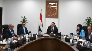 رئيس الوزراء يراقب مجهودات تعزيز الاستثمار في قطاع الذهب