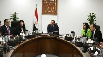 رئيس الوزراء يناقش تأسيس وحدة مركزية لرصد ومتابعة الشركات الحكومية.