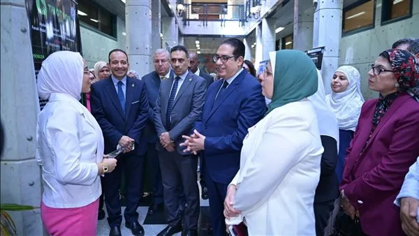 رئيس جامعة القاهرة ي inaugurates the second forum on academic innovation and labor market challenges.