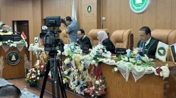 رئيس لجنة الشباب في مجلس النواب يشارك عضو لجنة الحكم في مناقشة رسالة الماجستير.