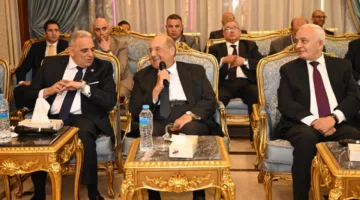 رئيس مجلس الشيوخ يحضر اجتماعًا يتناول القيم والعادات القضائية والبرلمانية في نادي القضاة