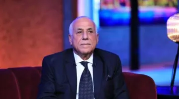 رئيس نادي الزمالك يقوم بزيارة الكابتن حسن شحاتة في المستشفى