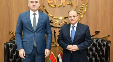 رئيس هيئة الدواء يستضيف سفير بيلاروسيا لاستكشاف سبل التعاون في قطاع الأدوية وتوسيع الوصول إلى الأسواق العالمية
