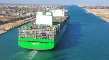 رئيس هيئة قناة السويس: الممر الملاحي هو الخيار الوحيد.. والطرق البرية والسكك الحديدية لا تستطيع المنافسة.