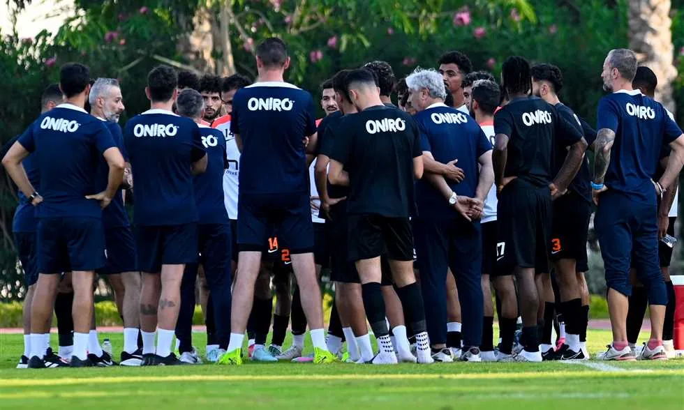 راحة لمدة 24 ساعة للاعبي الزمالك بعد معسكر العاصمة الإدارية راحة لمدة 24 ساعة للاعبي الزمالك بعد معسكر العاصمة الإدارية