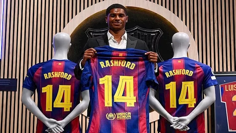 راشفورد يتوجه إلى برشلونة بسيارة قيمتها 25 ألف إسترليني بعد بيع اللامبورجيني. راشفورد يتوجه إلى برشلونة بسيارة قيمتها 25 ألف إسترليني بعد بيع اللامبورجيني.