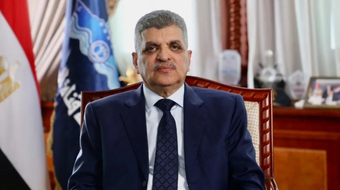 ربيع يسلط الضوء على خطة قناة السويس للتعامل مع التحديات في البحر الأحمر. ربيع يسلط الضوء على خطة قناة السويس للتعامل مع التحديات في البحر الأحمر.