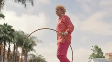 رحيل مبتكِرة فكرة طوق “الهولا هوب”