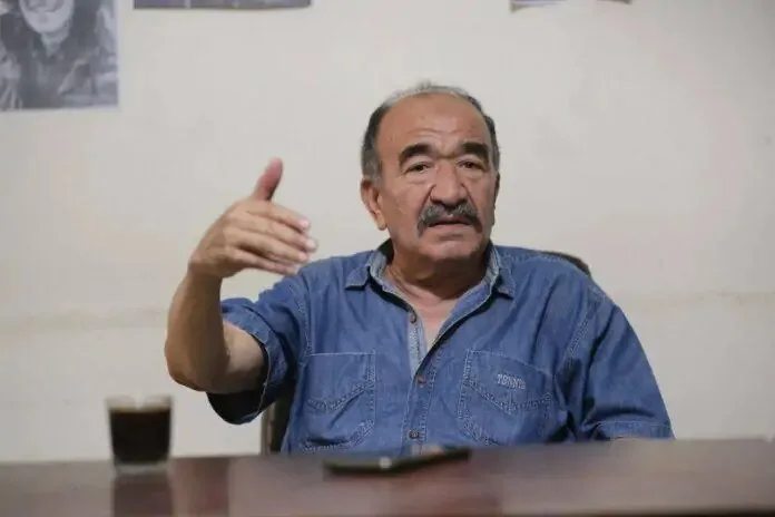 رداً على “الباز”: كمال أبو عيطة لـ”الحرية”: “نفاق مبتذل.. التزموا بالدستور يرحمكم الله” رداً على “الباز”: كمال أبو عيطة لـ”الحرية”: “نفاق مبتذل.. التزموا بالدستور يرحمكم الله”