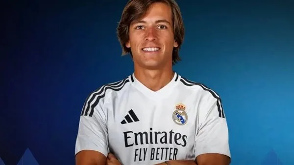 رسمياً.. ريال مدريد يعلن عن انضمام ألفارو كاريراس حتى عام 2031 رسمياً.. ريال مدريد يعلن عن انضمام ألفارو كاريراس حتى عام 2031