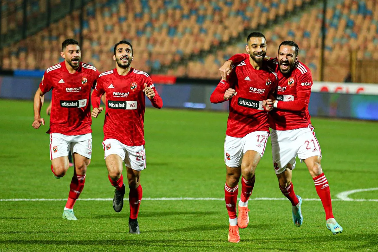 رسمياً.. سيراميكا كليوباترا يعلن عن انتقال عمرو السولية