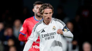 رسمياً: مودريتش يترك ريال مدريد مع عبارة “إلى اللقاء قريباً”