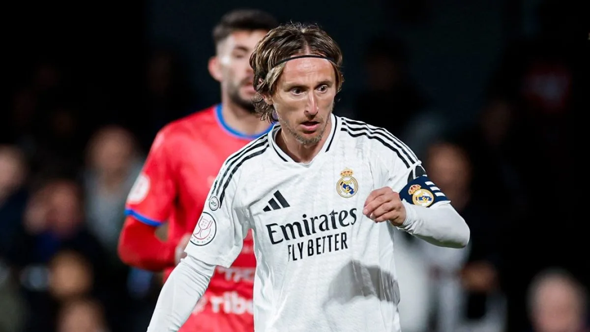 رسمياً: مودريتش يترك ريال مدريد مع عبارة “إلى اللقاء قريباً” رسمياً: مودريتش يترك ريال مدريد مع عبارة “إلى اللقاء قريباً”