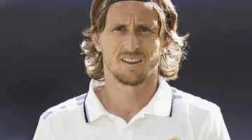 رسمياً.. ميلان يُعلن عن التعاقد مع مودريتش