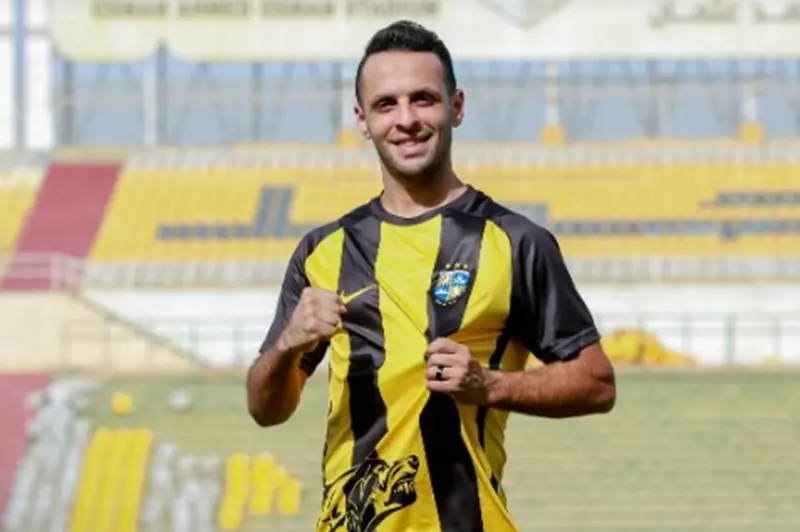 رسميًا.. المقاولون يُعلنون عن توقيع عقد مع عمر الوحش من الاتحاد