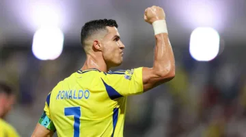 رسميًا.. كريستيانو رونالدو يُتوج بجائزة أفضل لاعب في الموسم بالدوري السعودي