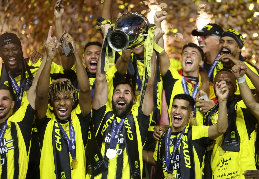 رسميًا – الاتحاد يعلن توقيع لاعب من الأهلي