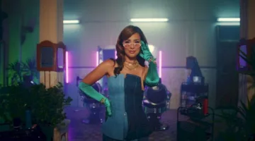 رنا سماحة تُصدر أغنية “الهونولولو” بأسلوب لبناني وإيقاع رومانسي سريع.