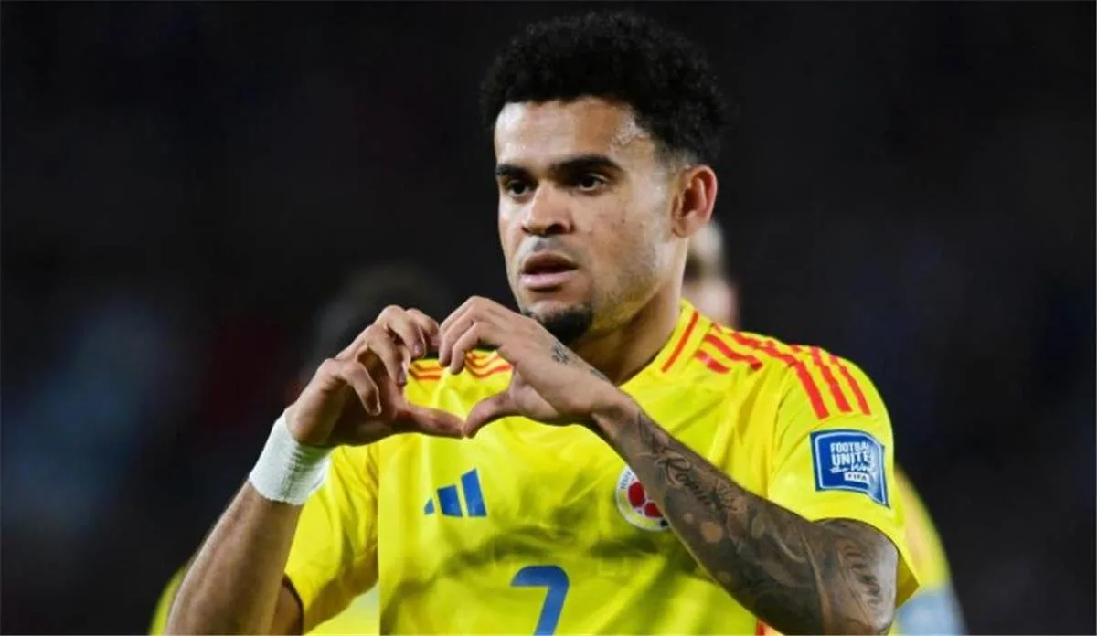 رومانو: برشلونة متمسك بصفقة دياز ويستعد لتقديم عرض ثالث لليفربول رومانو: برشلونة متمسك بصفقة دياز ويستعد لتقديم عرض ثالث لليفربول