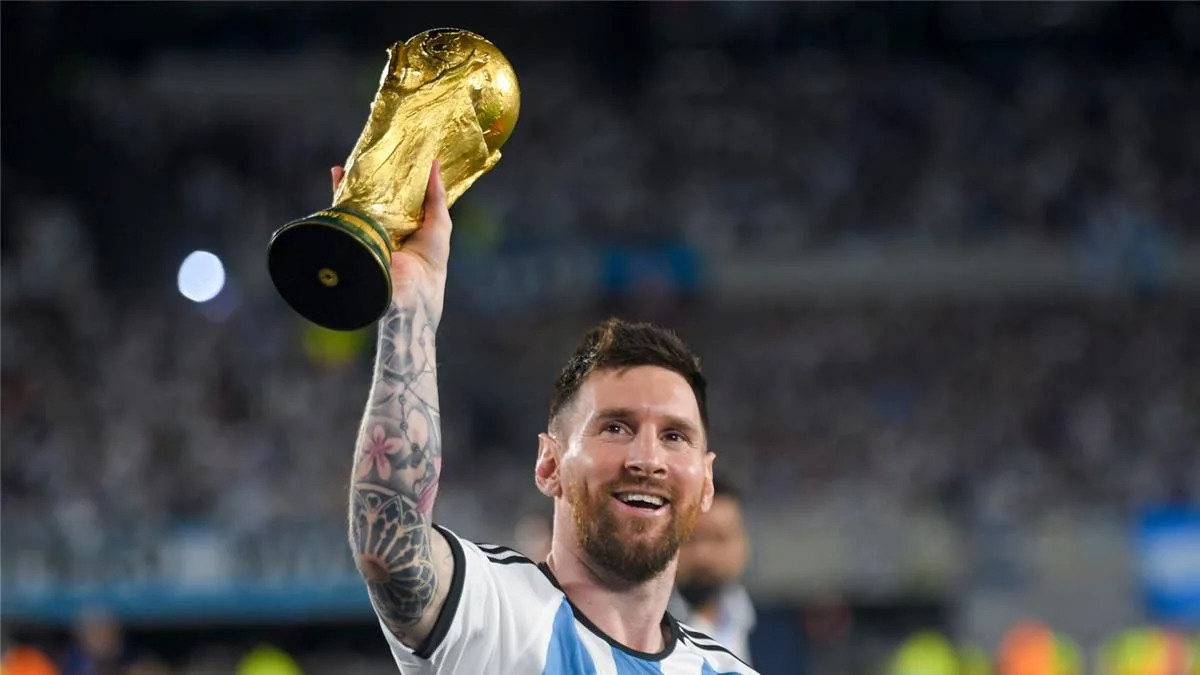 رونالدو: تابعت ميسي في كأس العالم للأندية وهذا تقييم لمشاركته في كأس العالم المقبل. رونالدو: تابعت ميسي في كأس العالم للأندية وهذا تقييم لمشاركته في كأس العالم المقبل.