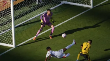 ريال مدريد الإسباني يُكمل قائمة الفرق المتأهلة لنصف نهائي كأس العالم للأندية.
