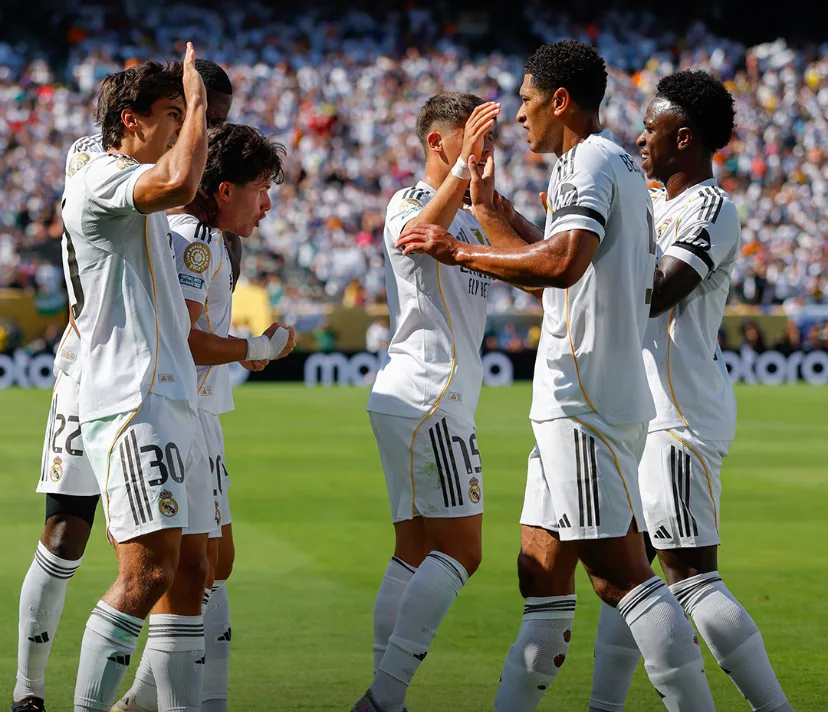 ريال مدريد يتغلب على بروسيا دورتموند ويتأهل لنصف نهائي كأس العالم ريال مدريد يتغلب على بروسيا دورتموند ويتأهل لنصف نهائي كأس العالم