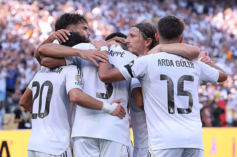 ريال مدريد يحقق 21 مليون دولار بعد بلوغه نصف نهائي كأس العالم للأندية ريال مدريد يحقق 21 مليون دولار بعد بلوغه نصف نهائي كأس العالم للأندية