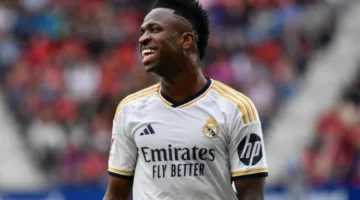 ريال مدريد يعطي إنذاراً أخيراً لفينيسيوس جونيور: أما التجديد قبل 2026 أو المغادرة.
