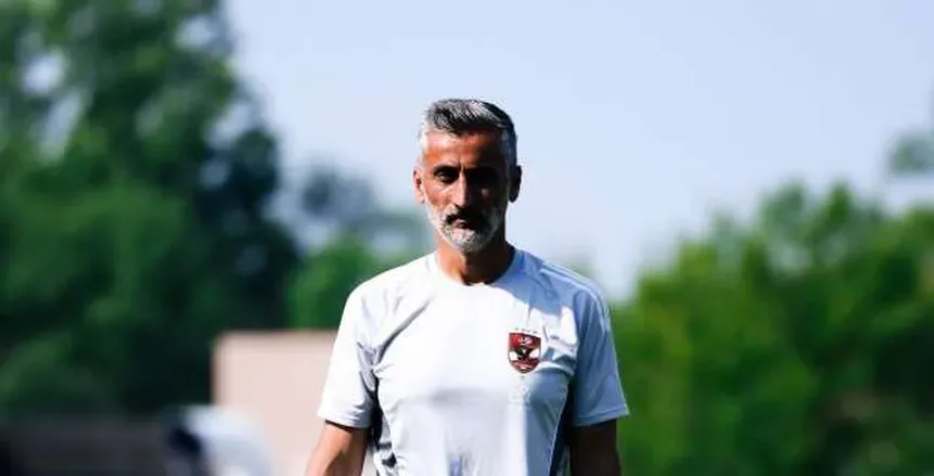 ريبيرو يعدل خطط تحضيرات الأهلي للموسم الجديد بسبب مواجهة النجم الساحلي ريبيرو يعدل خطط تحضيرات الأهلي للموسم الجديد بسبب مواجهة النجم الساحلي