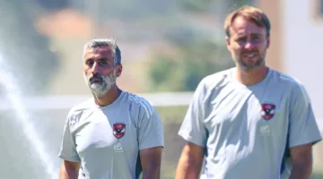 ريبيرو يلتقي بالفريق المساعد