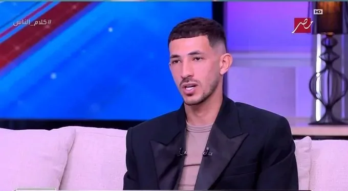 «زعم مرض عمه وكشفته وسائل التواصل الاجتماعي».. الزمالك يفرض غرامة مليون جنيه على أحمد فتوح ويوقفه عن التدريب.
