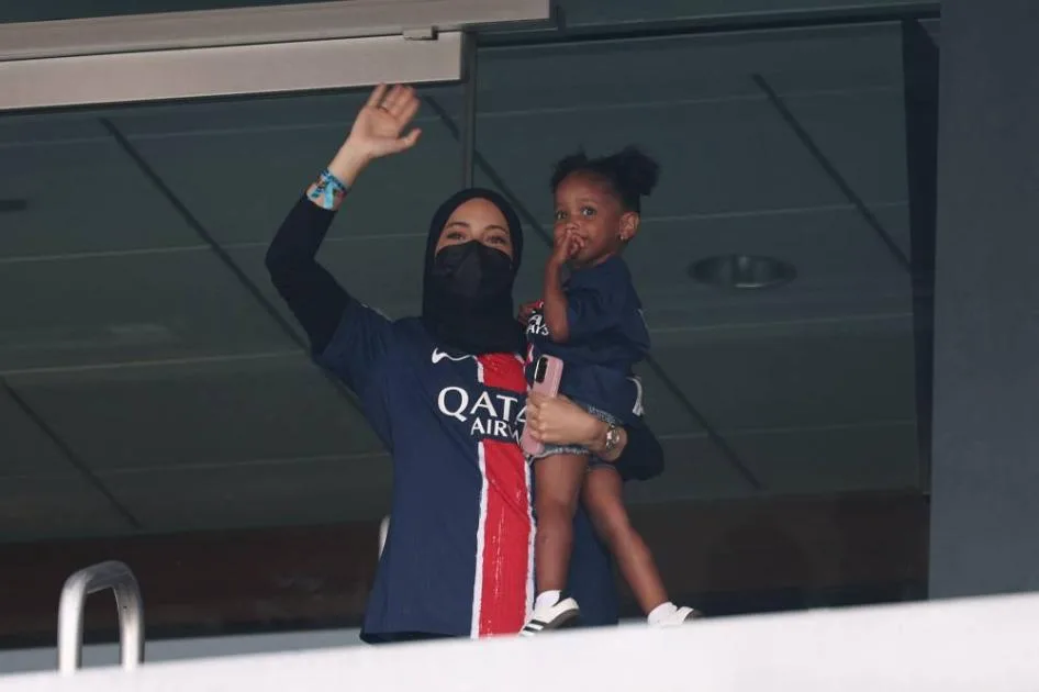 زوجة ديمبيلي تتجه نحو عالم الشهرة.. ووداع مؤثر لمودريتش
