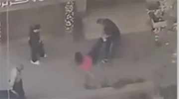اعتقال زوج بعد سحب زوجته في الشارع بعين شمس