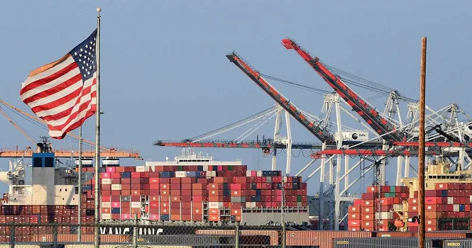 زيادة العجز في الميزان التجاري الأمريكي بنسبة تقارب 19% في مايو زيادة العجز في الميزان التجاري الأمريكي بنسبة تقارب 19% في مايو