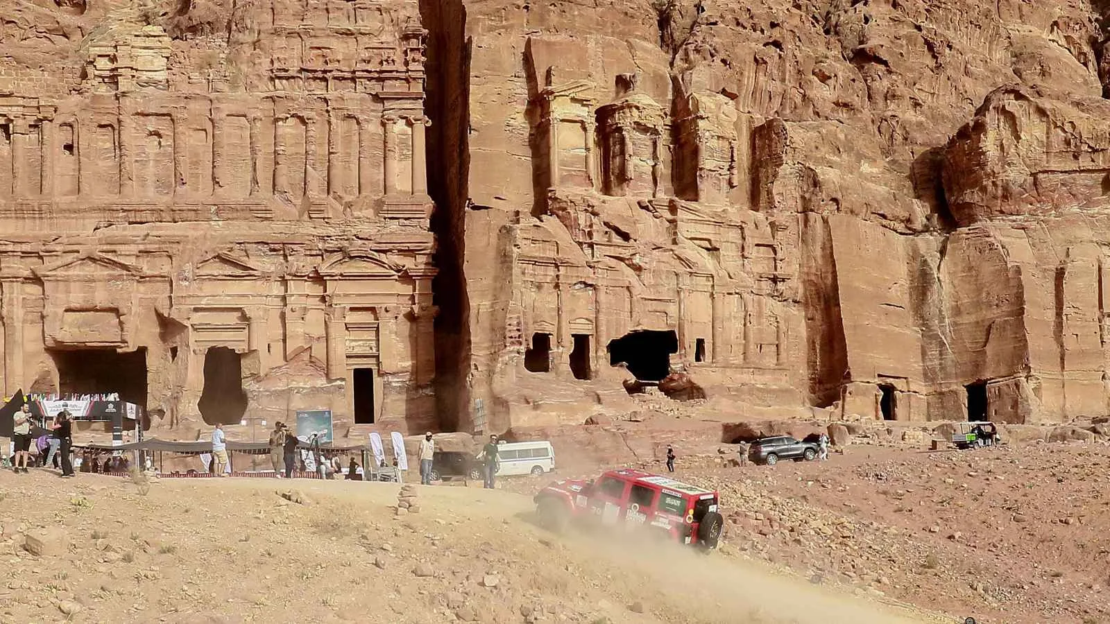 زيادة بنسبة 11.9% في الإيرادات السياحية الأردنية خلال النصف الأول من العام.