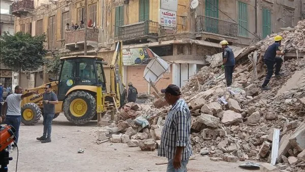 زيادة عدد ضحايا انهيار مبنى العطارين في الإسكندرية إلى حالتين وفاة و6 مصابين زيادة عدد ضحايا انهيار مبنى العطارين في الإسكندرية إلى حالتين وفاة و6 مصابين